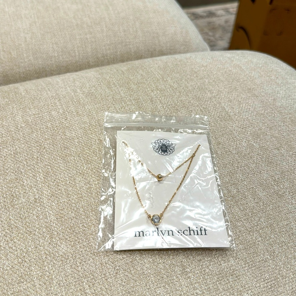 Chic necklace